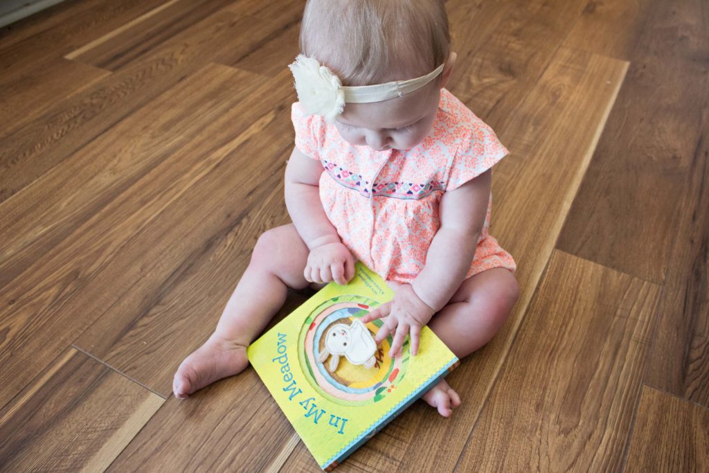 7-tips-for-what-books-to-read-to-6-month-olds-to-12-month-olds-book